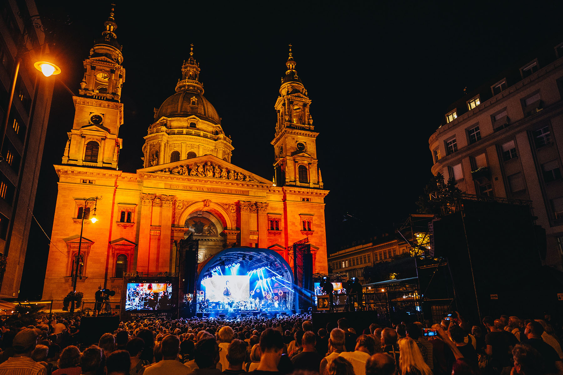 Robe iBOLTS and iFORTE LTXs Help celebrate Hungarian National Day 2024