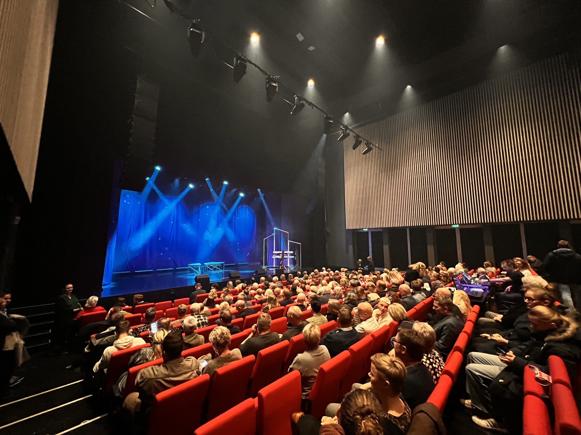 Elation FUZE lighting upgrade at Det Musiske Hus in Denmark offers all-new creative possibilities